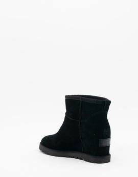 Botín UGG 1104609 negro para mujer