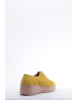 Zapato Cuña WONDERS Mujer Ante Amarillo A-8322