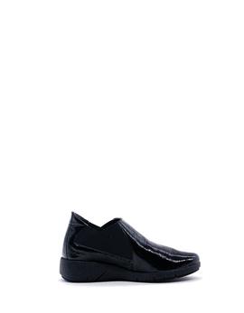 Zapato 24HRS. 24730 negro charol para mujer