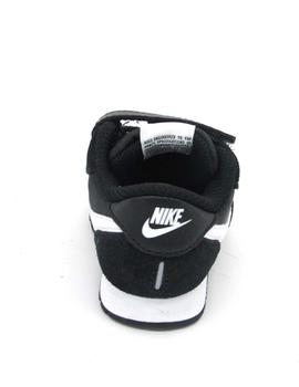 Deportiva Nike 8560 negra para niños