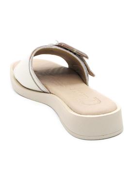 Sandalia Claudia Martina beige para mujer