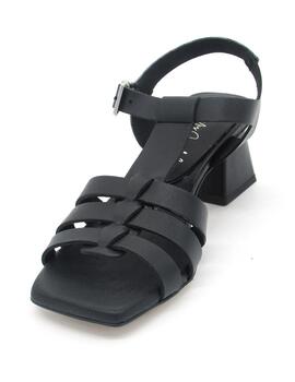 Sandalia Oh My Sandals 5258 negro con tacon