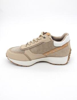 Deportivo Carmela 160699 beige para mujer