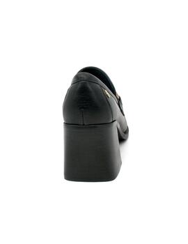 Zapato Carmela 161127 negro para mujer