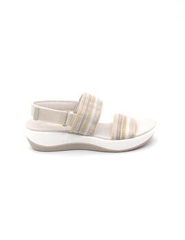 Sandalia Clarks ARLA STROLL beige para mujer