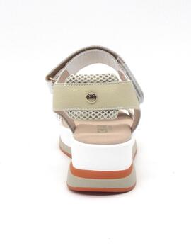 NEW AGORA 29 CHIKA 10 SANDALIA BEIGE CUÑA