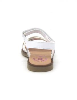 Sandalia Pablosky 438200 de color blanco para niña