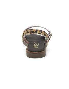 Sandalia Wikers R-144725 beige/leopardo plana para mujer
