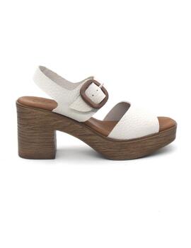 Sandalia Kaola 930 de color nata con tacón para mujer