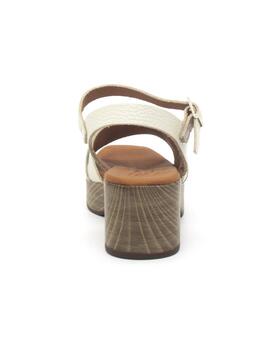 Sandalia Oh My Sandals 5626 de color hielo con tacón