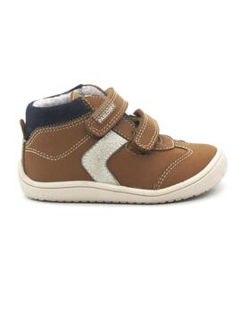 Zapatilla Pablosky 064284 de color cuero para niño